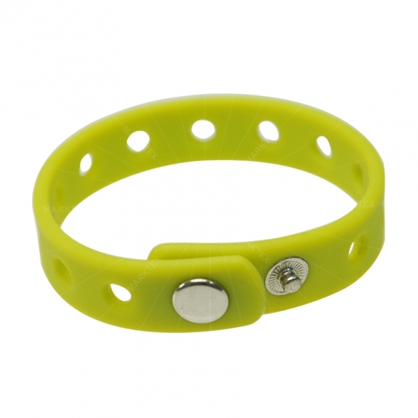 調節可能なスナップブレスレット